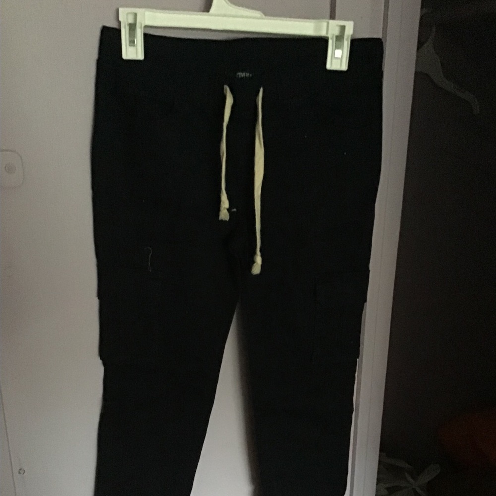 Women’s Cargo-like Joggers Size M